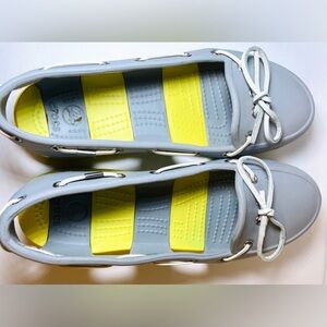 Women CROCS Rubber Slips-on Loafers Size 7‎